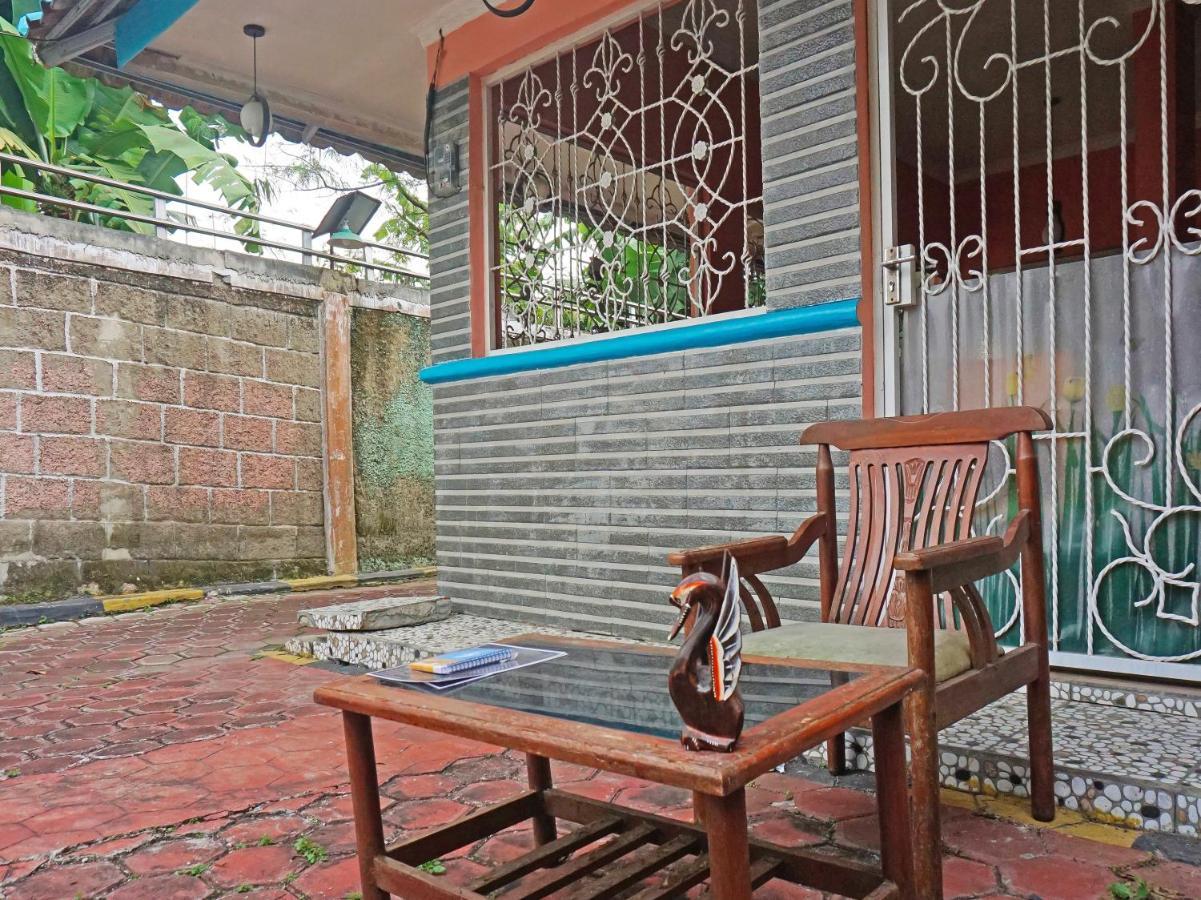 Oyo 90369 An Nur Family Homestay Syariah Cigombong Екстериор снимка